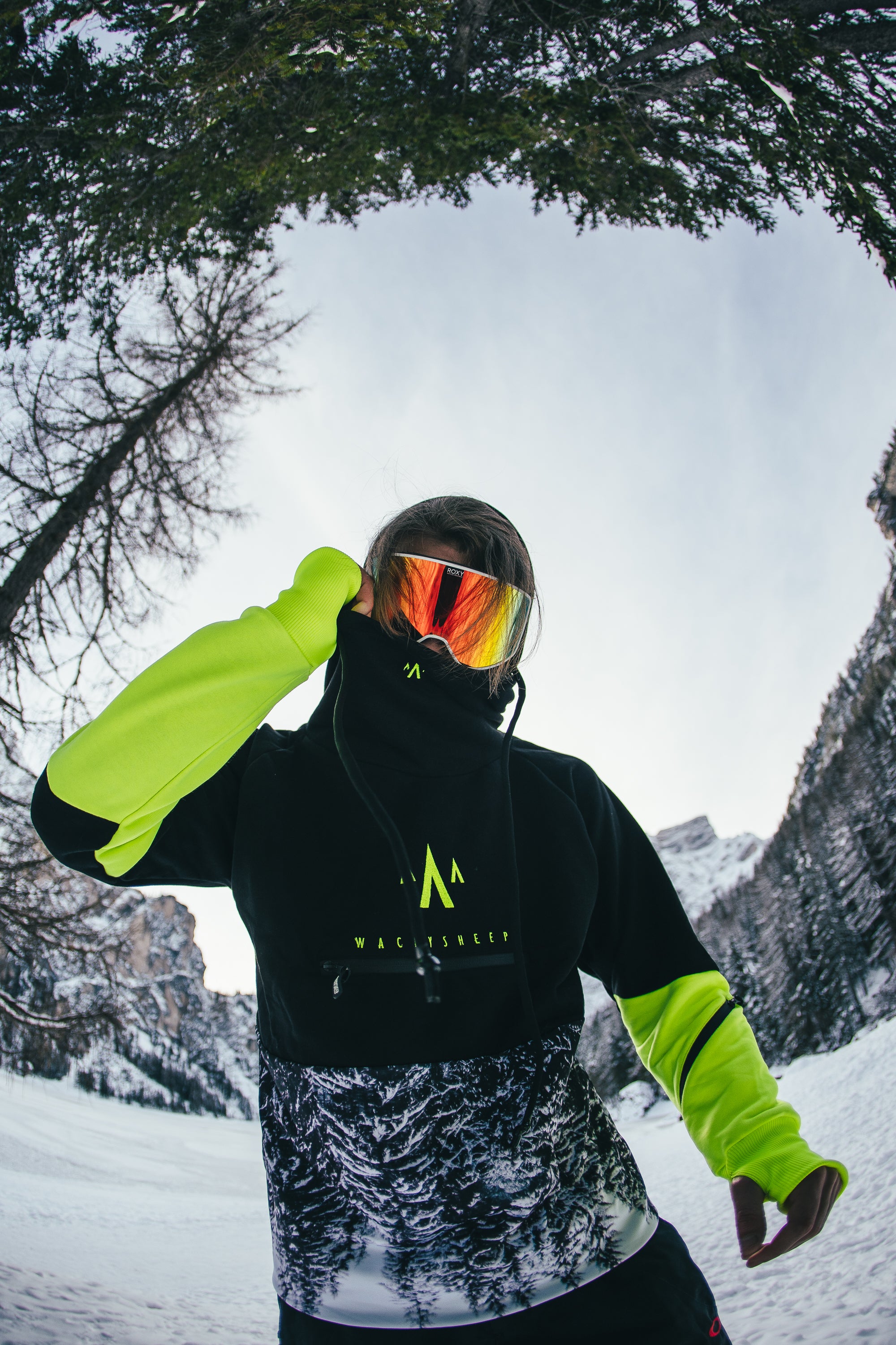 M's Tube Reaching Top Pullover