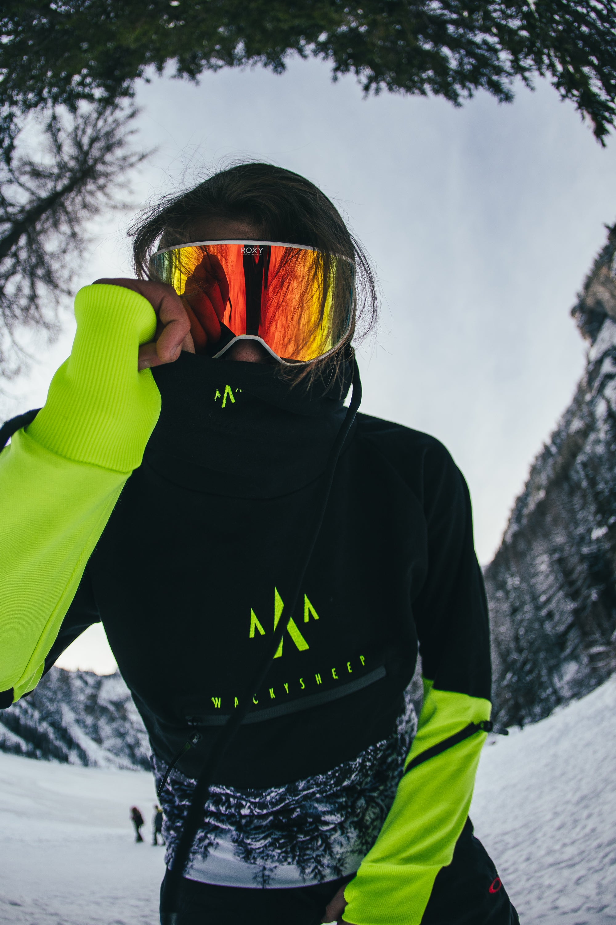 M's Tube Reaching Top Pullover