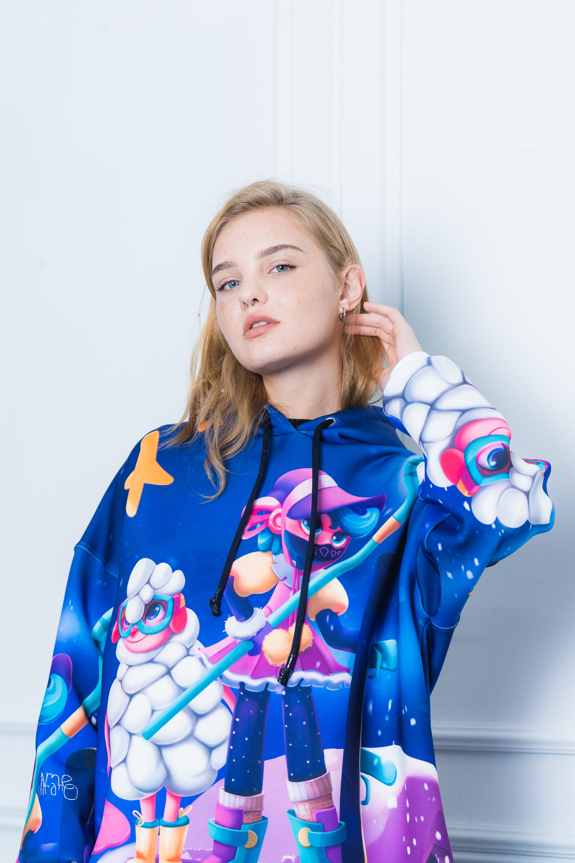 W's Oversized Stars Hoodie