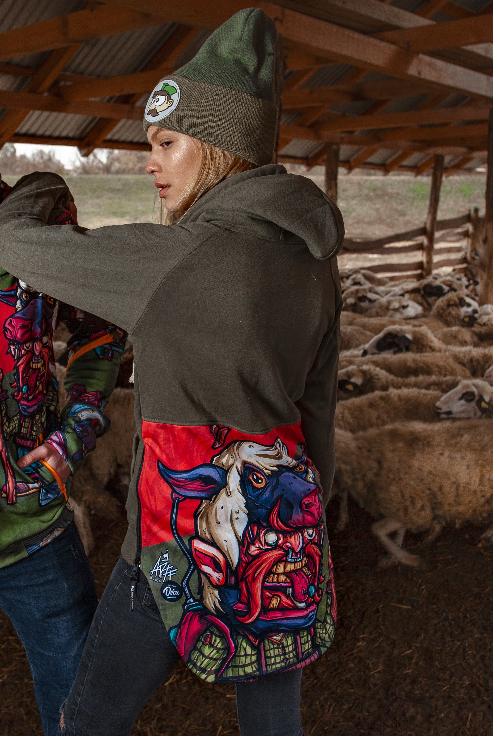 W's Classic Ovčar Hoodie